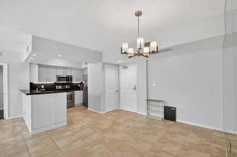 403 S Sapodilla Avenue West Palm Beach FL 33401