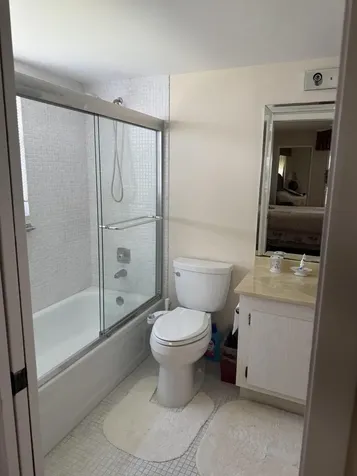 4037 Guildford C Boca Raton FL 33434