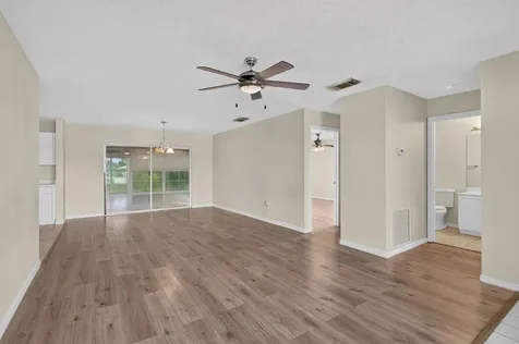 5740 Travelers Way Fort Pierce FL 34982