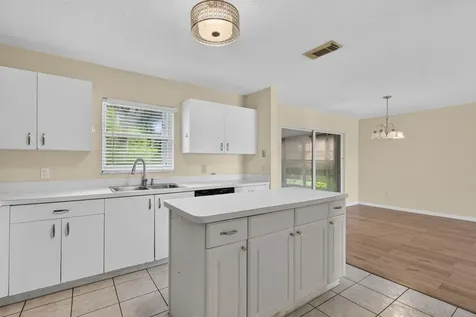 5740 Travelers Way Fort Pierce FL 34982