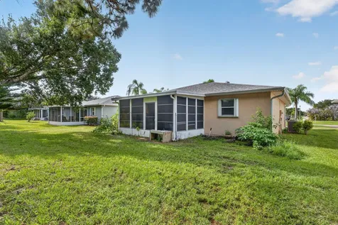5740 Travelers Way Fort Pierce FL 34982