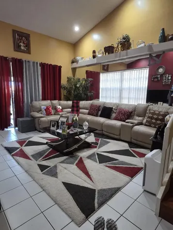 8279 NW 70th Street Tamarac FL 33321