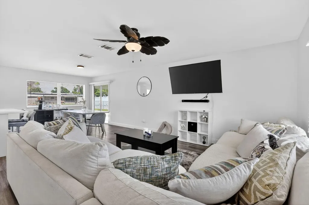 161 SW Dalva Avenue Port St Lucie FL 34984