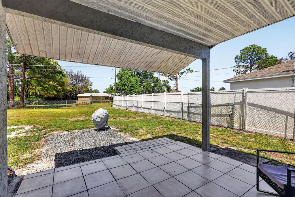 161 SW Dalva Avenue Port St Lucie FL 34984