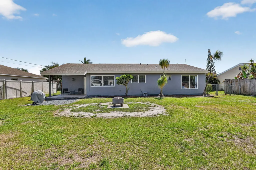 161 SW Dalva Avenue Port St Lucie FL 34984
