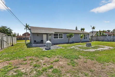 161 SW Dalva Avenue Port St Lucie FL 34984