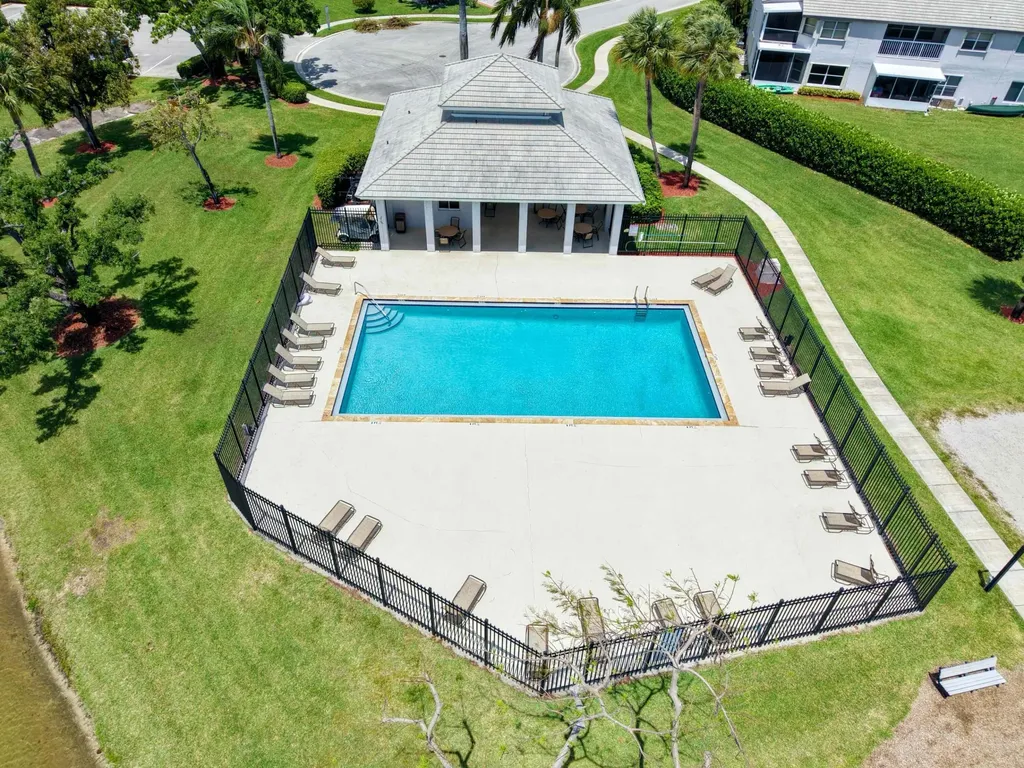 6513 Marissa Circle Lake Worth FL 33467