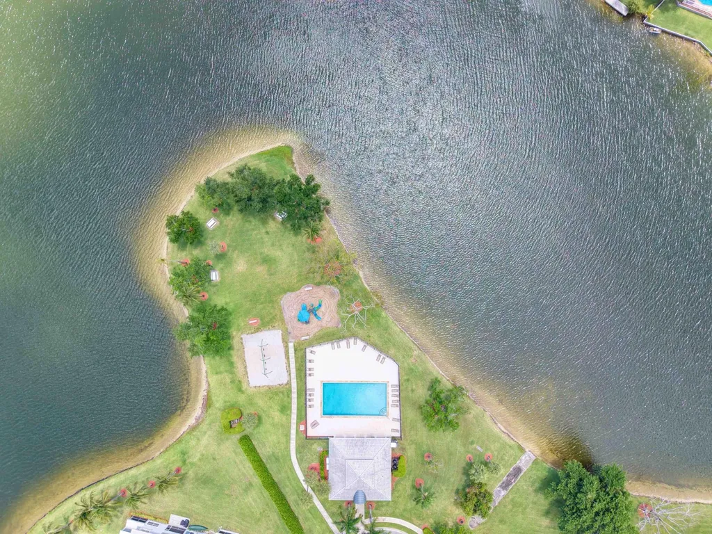 6513 Marissa Circle Lake Worth FL 33467