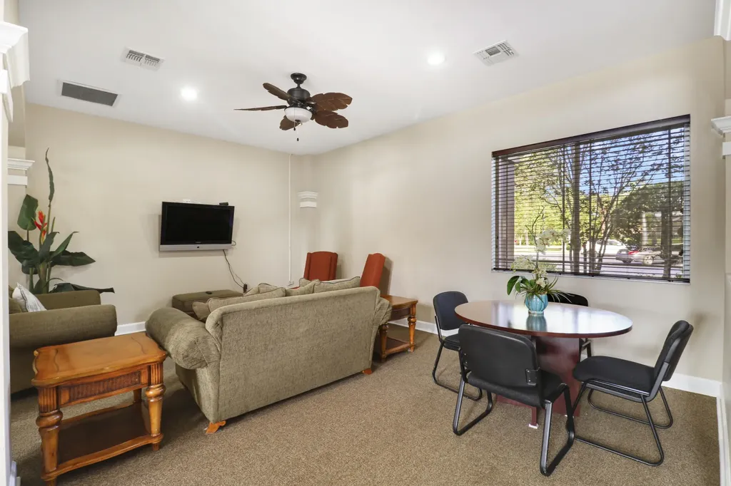 121 SW Palm Drive Port St Lucie FL 34986