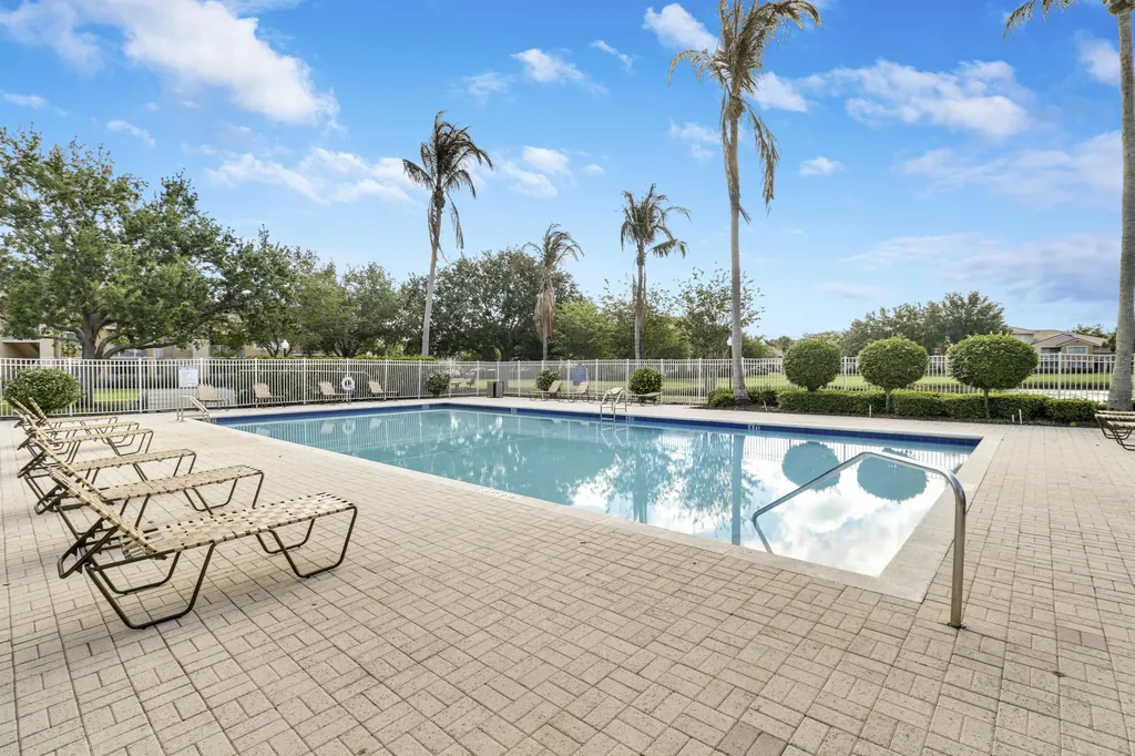 121 SW Palm Drive Port St Lucie FL 34986