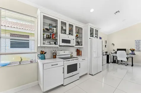 104 Hidden Hollow Palm Beach Gardens FL 33418