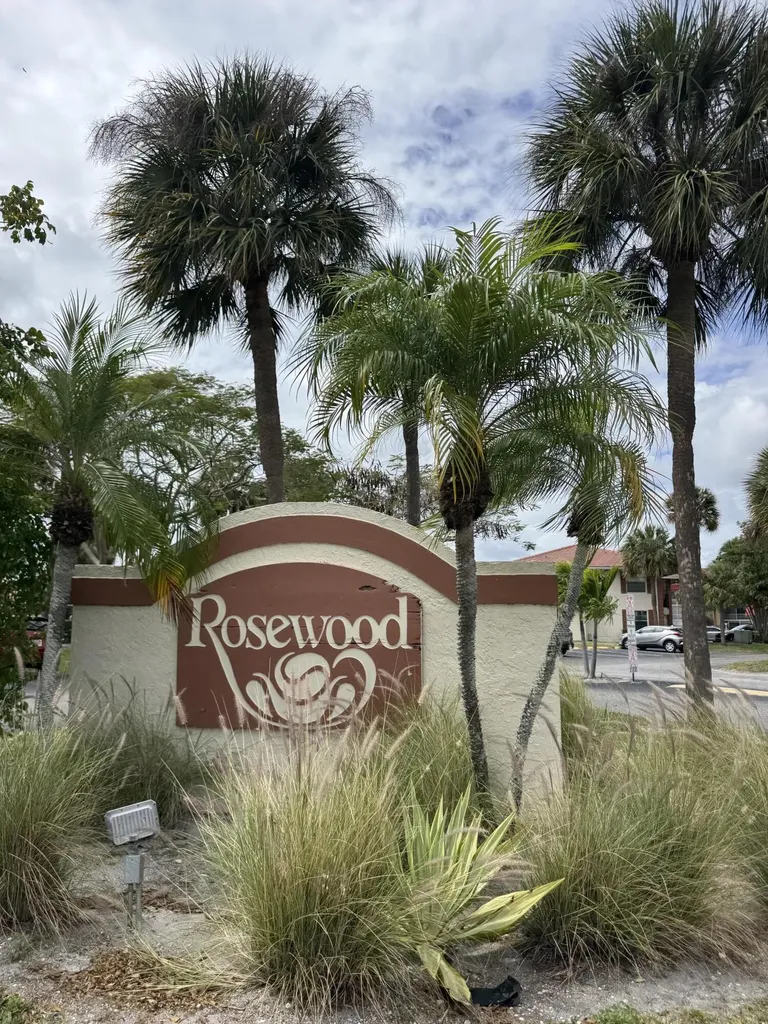 9921 Three Lakes Circle Boca Raton FL 33428