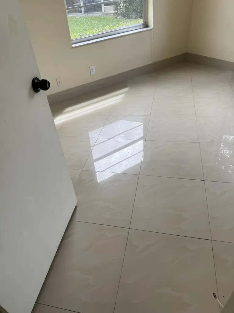 9921 Three Lakes Circle Boca Raton FL 33428