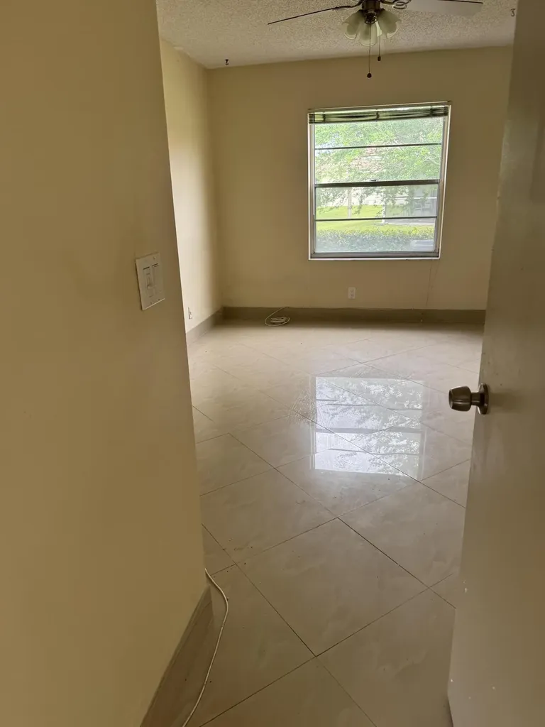 9921 Three Lakes Circle Boca Raton FL 33428