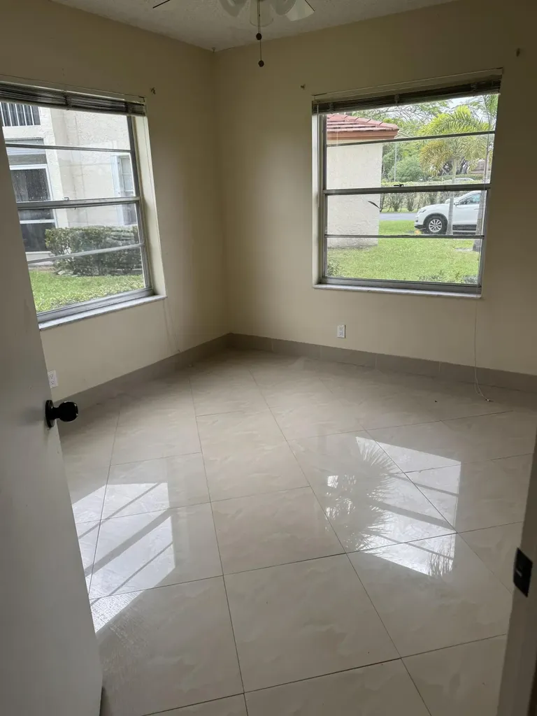9921 Three Lakes Circle Boca Raton FL 33428