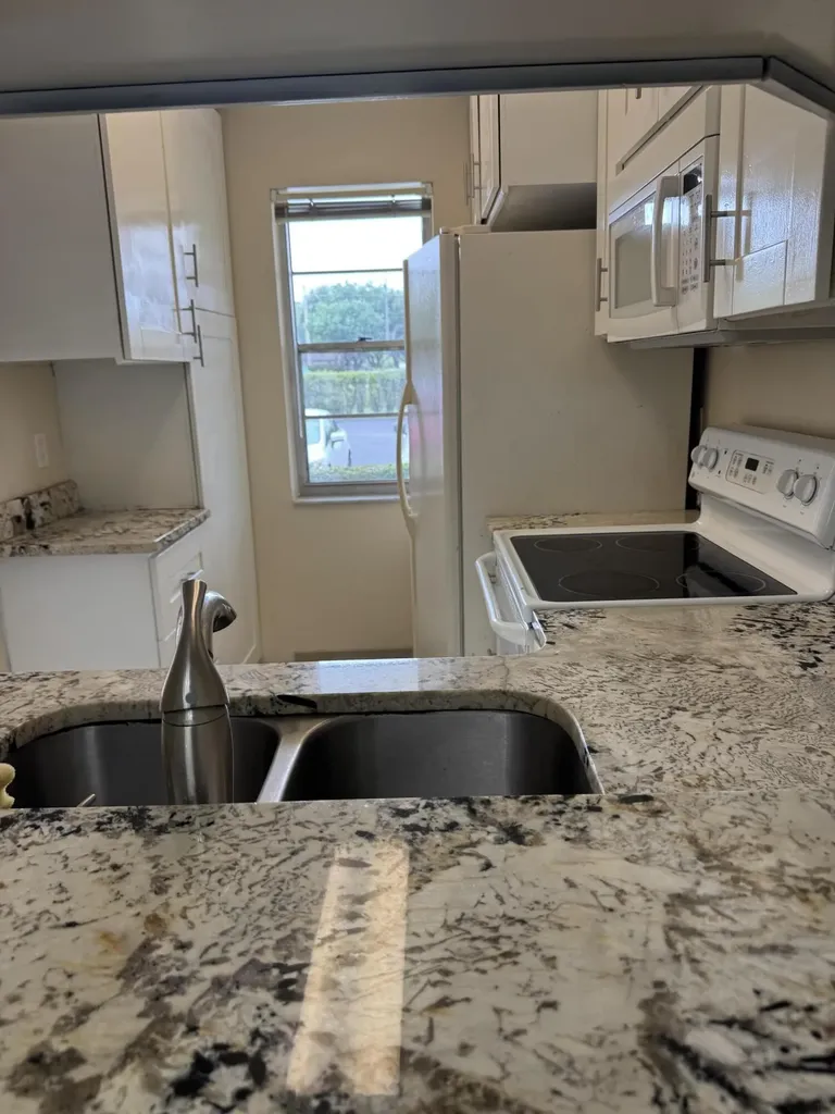 9921 Three Lakes Circle Boca Raton FL 33428