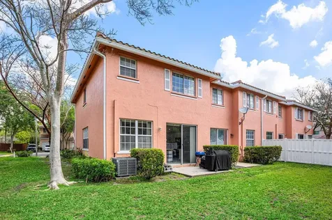 9090 NW 40th Place Sunrise FL 33351