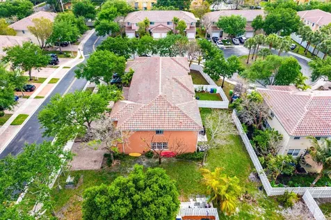 9090 NW 40th Place Sunrise FL 33351