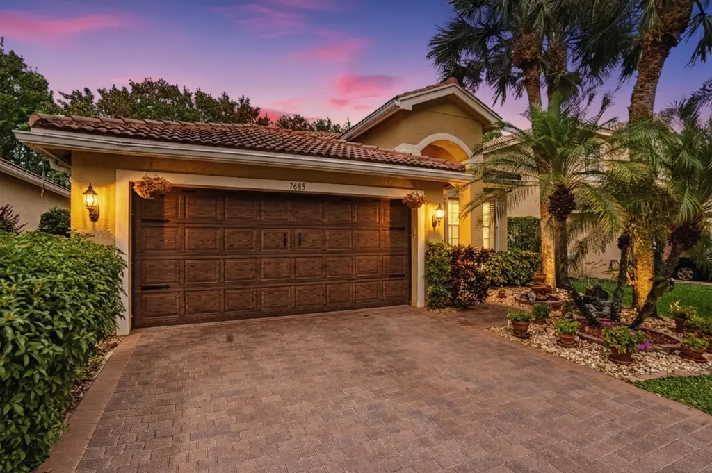 7683 Jewelwood Drive Boynton Beach FL 33437