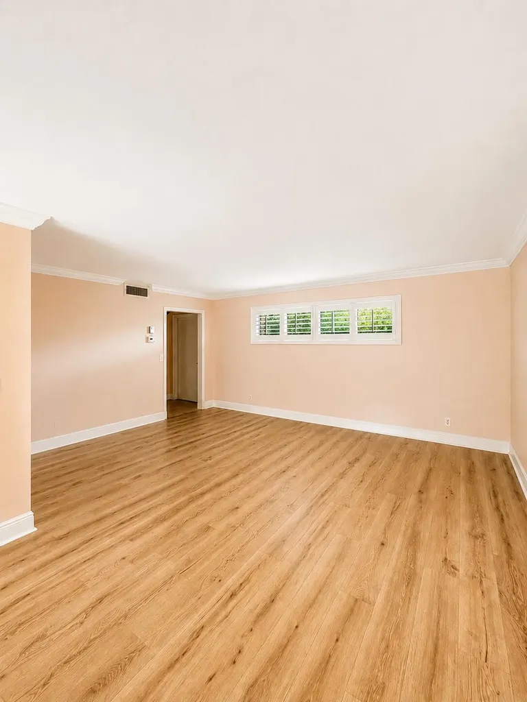 33 Colonial Club Drive Boynton Beach FL 33435