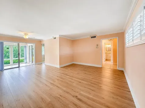 33 Colonial Club Drive Boynton Beach FL 33435
