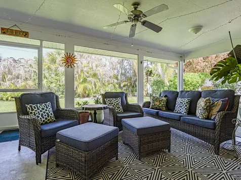 735 23rd Avenue Vero Beach FL 32962