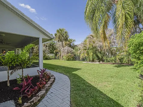 735 23rd Avenue Vero Beach FL 32962