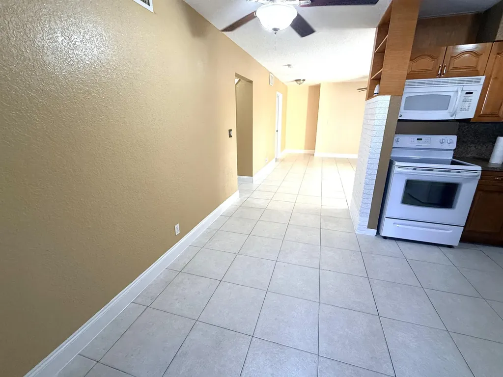 551 SE 15th Street Pompano Beach FL 33062