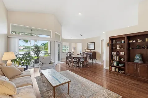 477 Cameron Drive Weston FL 33326
