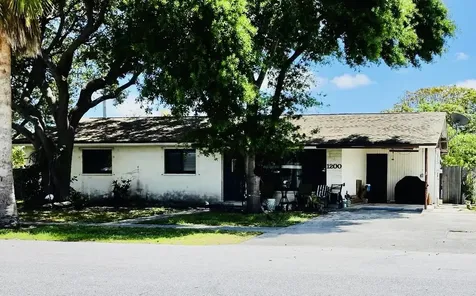 1200 W Broward Street Lantana FL 33462