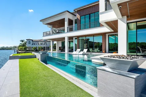 2934 NE 8th Avenue Boca Raton FL 33431