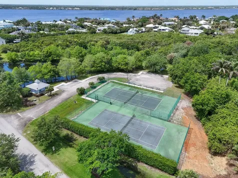 2233 NW 22nd Avenue Stuart FL 34994
