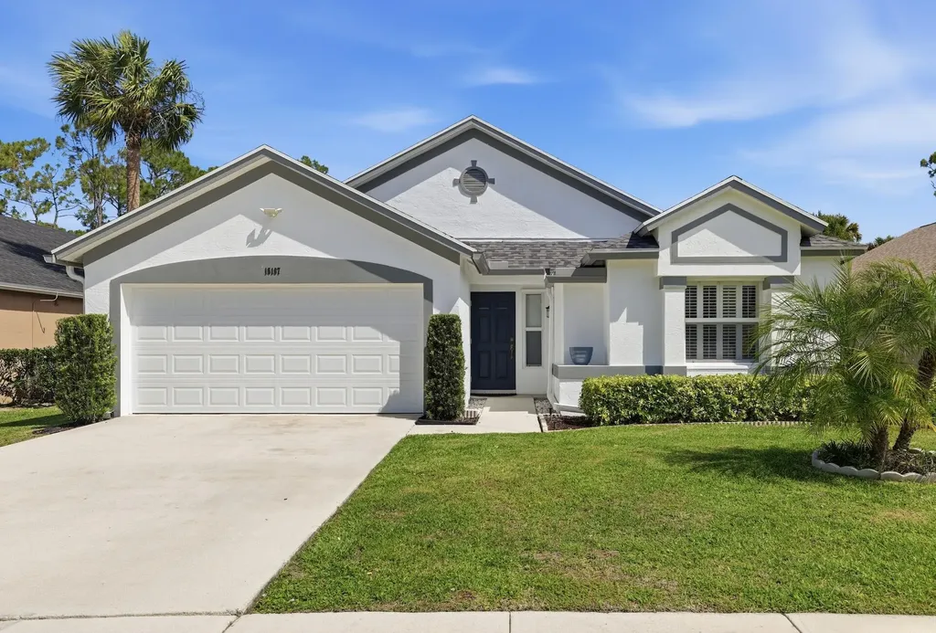 15187 Oak Chase Court Wellington FL 33414