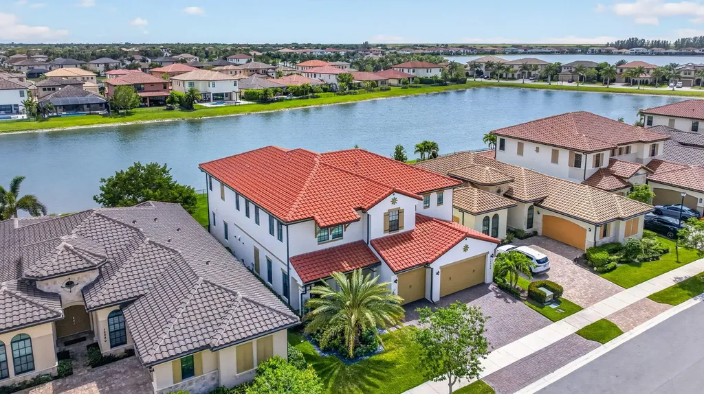 12090 Lake Trail Lane Parkland FL 33076