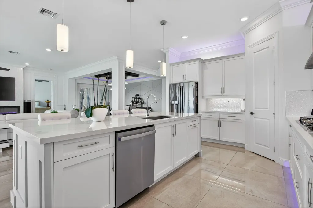 12090 Lake Trail Lane Parkland FL 33076