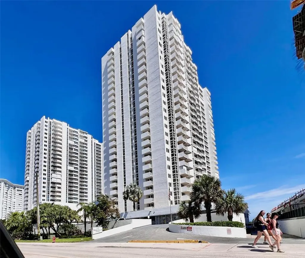 1370 S Ocean Boulevard Pompano Beach FL 33062