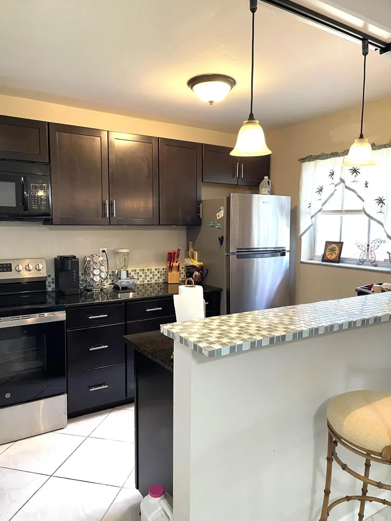 1137 South Drive Delray Beach FL 33445