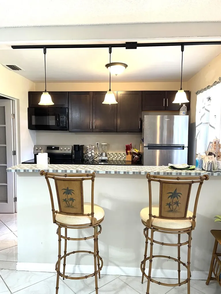 1137 South Drive Delray Beach FL 33445