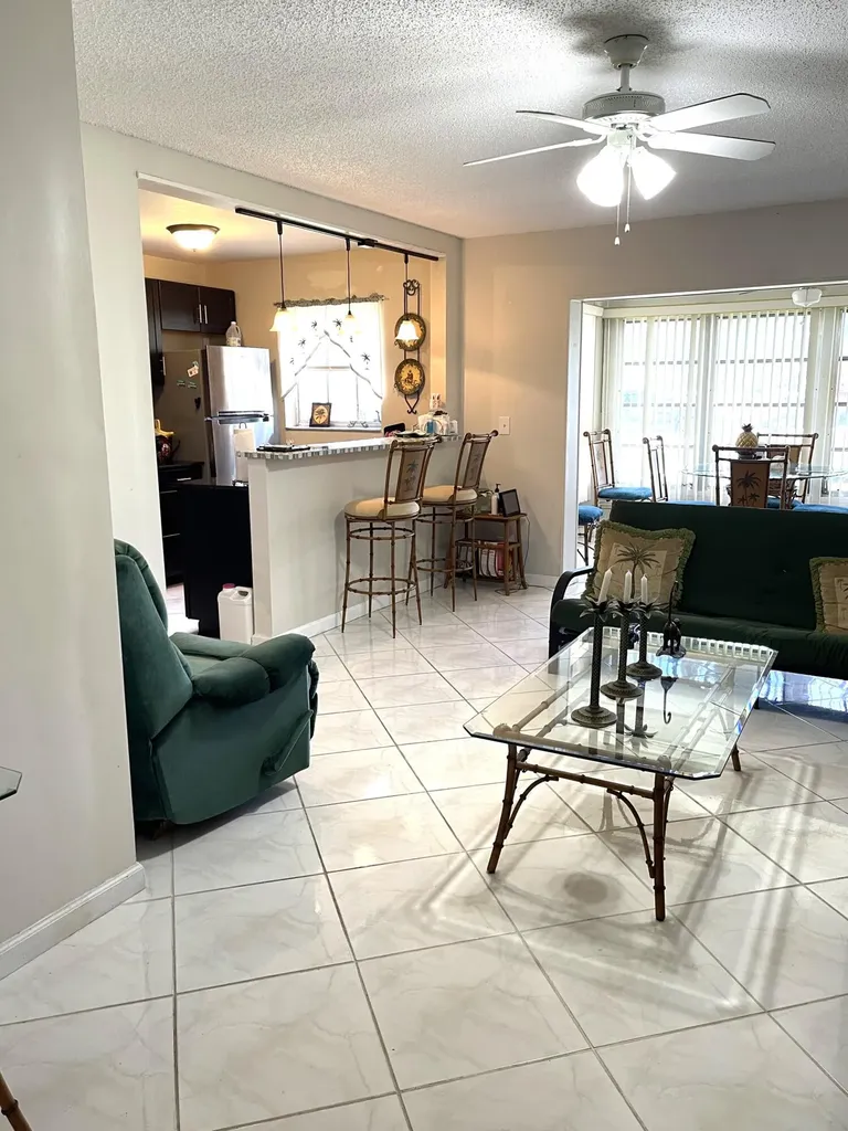 1137 South Drive Delray Beach FL 33445