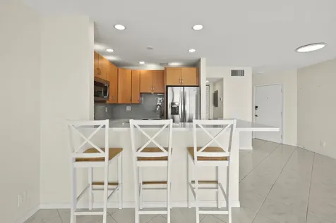 400 Wilma Circle Riviera Beach FL 33404