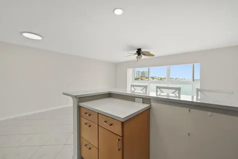400 Wilma Circle Riviera Beach FL 33404