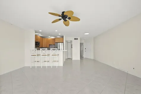400 Wilma Circle Riviera Beach FL 33404