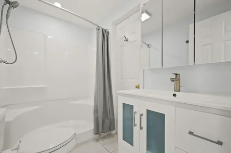 400 Wilma Circle Riviera Beach FL 33404