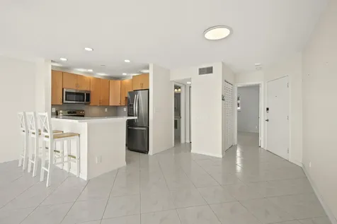 400 Wilma Circle Riviera Beach FL 33404