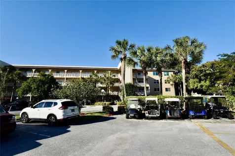 4301 Martinique Circle Coconut Creek FL 33066