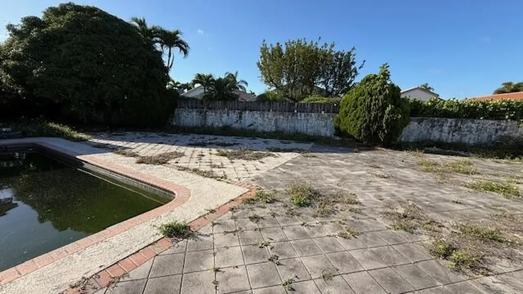 8783 SW 16th Street Boca Raton FL 33433