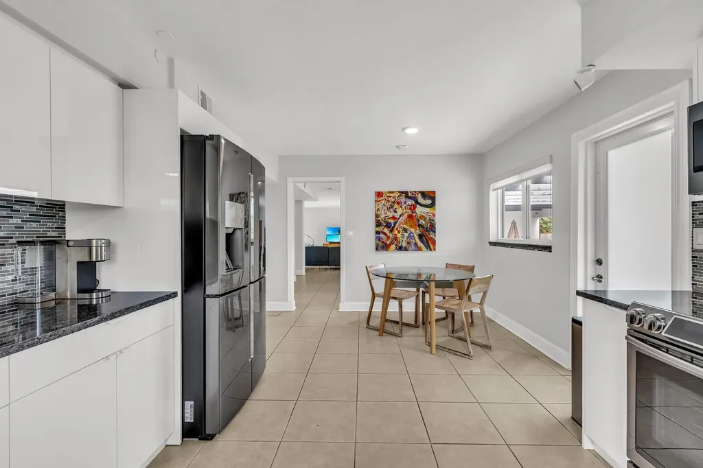 2812 NE 27th Street Lighthouse Point FL 33064