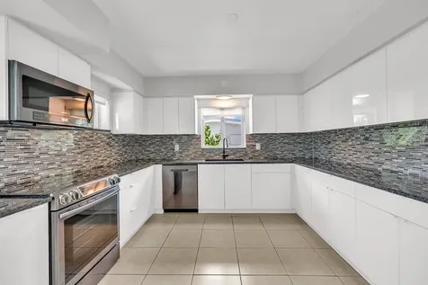2812 NE 27th Street Lighthouse Point FL 33064