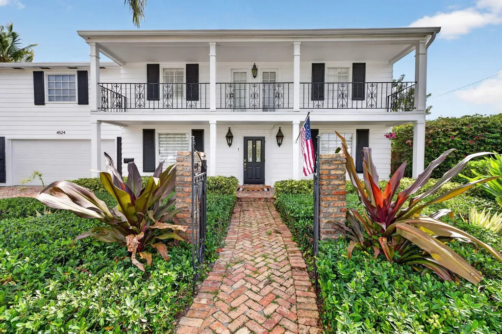 4524 NE 22nd Road Fort Lauderdale FL 33308