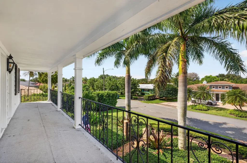 4524 NE 22nd Road Fort Lauderdale FL 33308